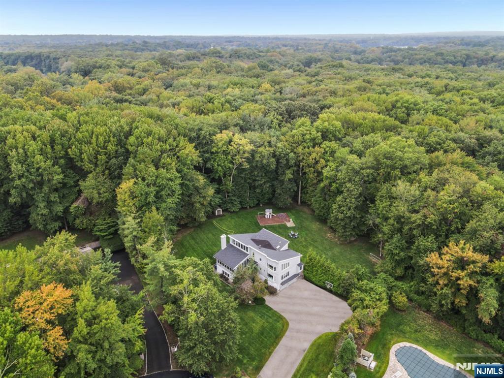 305 Westwind Court