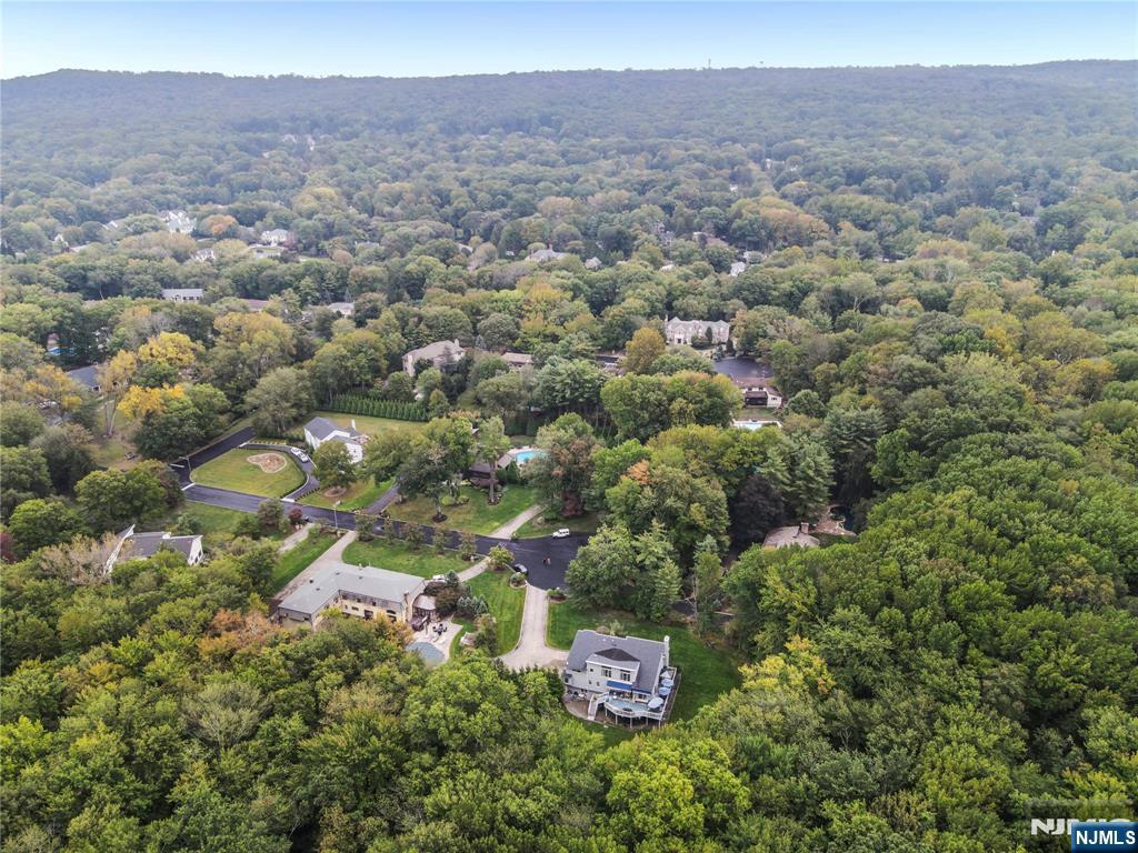 305 Westwind Court