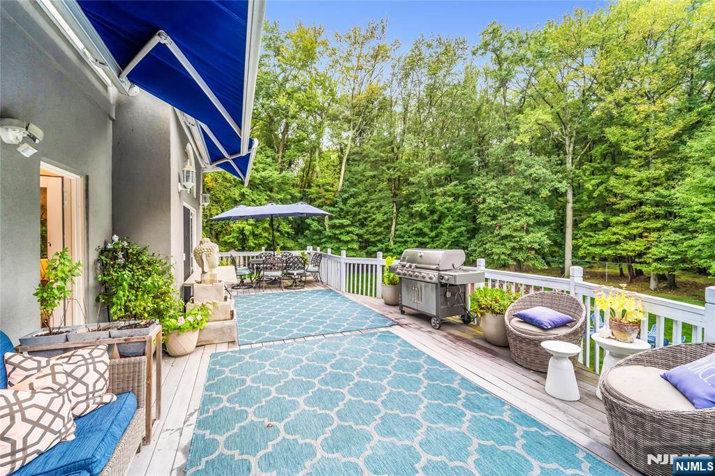 305 Westwind Court