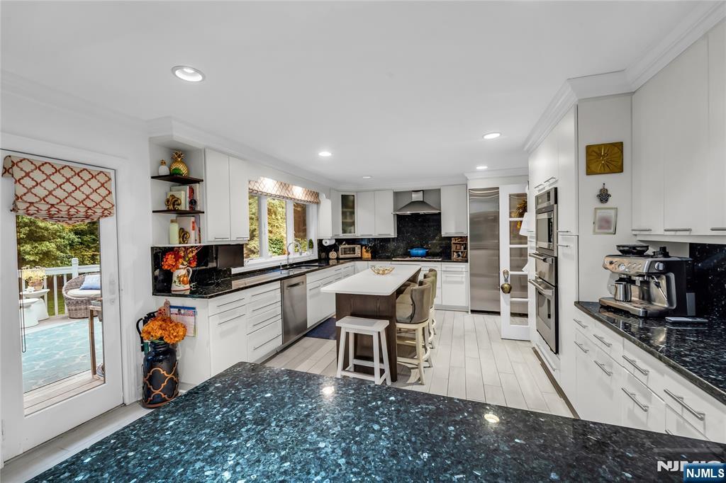305 Westwind Court