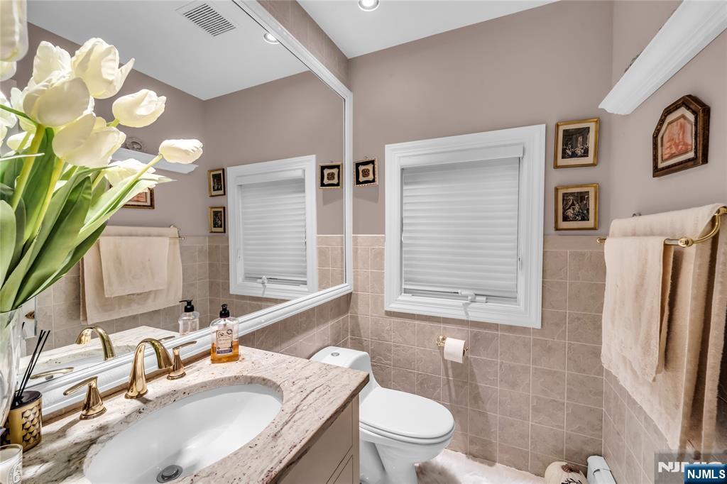 305 Westwind Court
