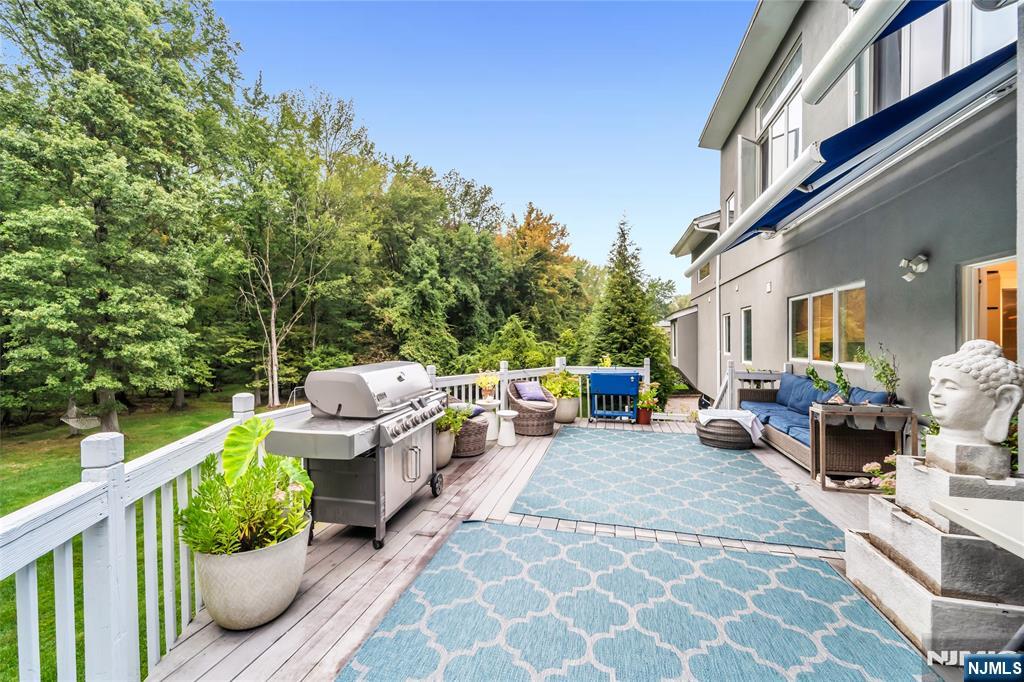 305 Westwind Court