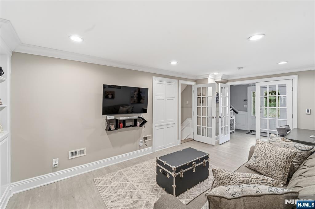 854 Cambridge Road