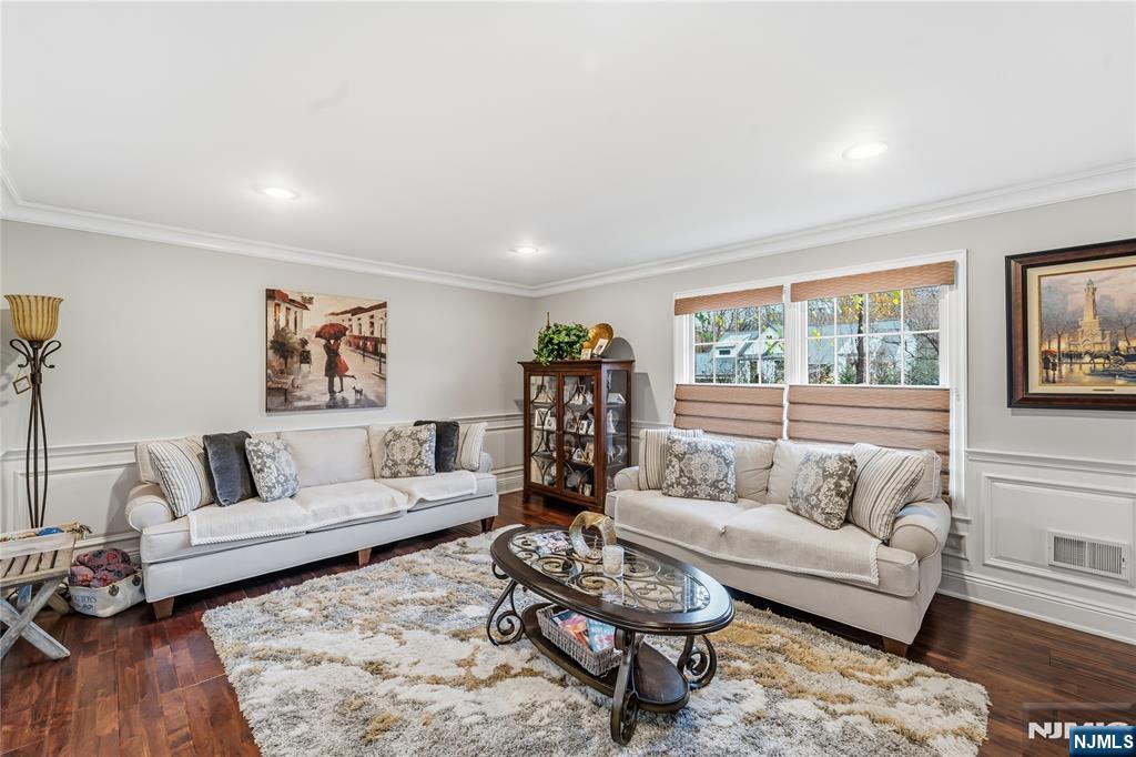 854 Cambridge Road