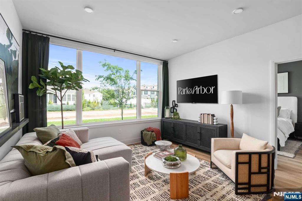 18 Park Avenue 1317