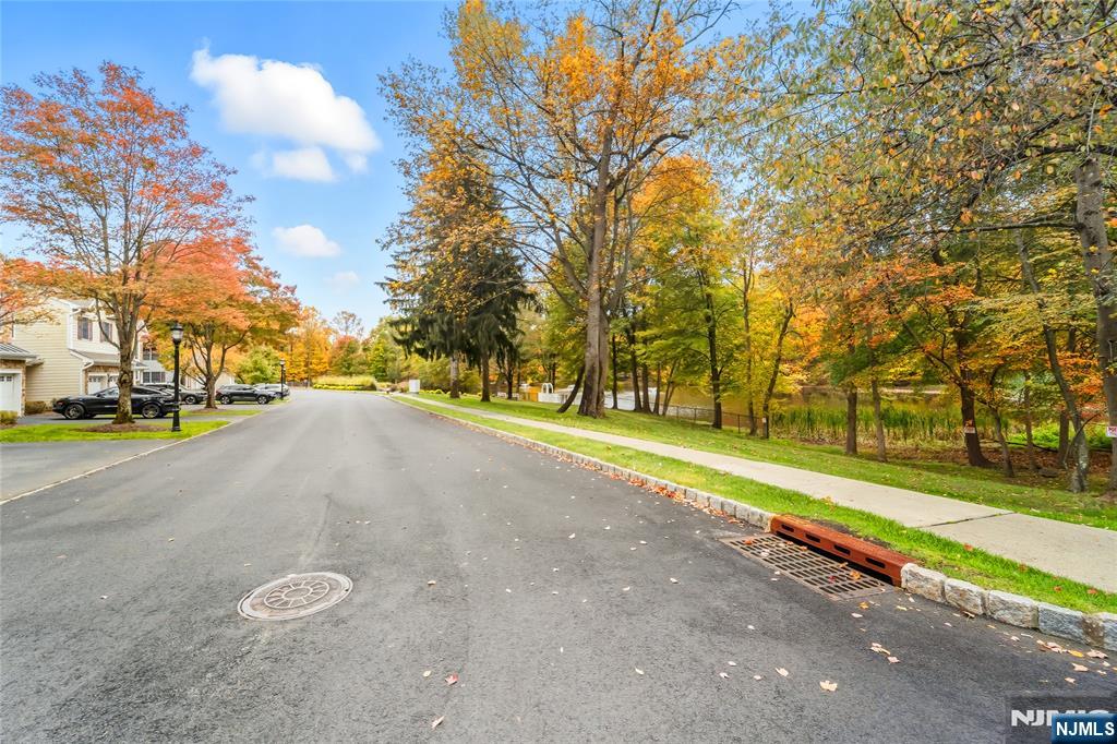 54 Pine Lake Terrace T054