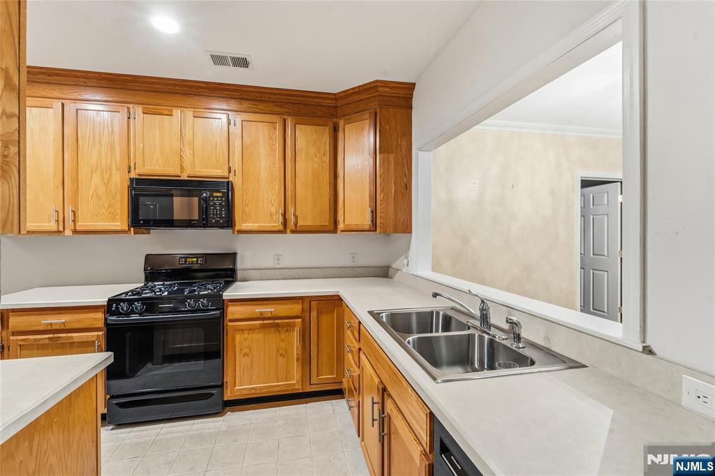 54 Pine Lake Terrace T054