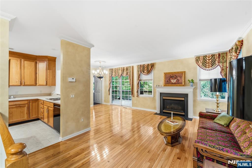 54 Pine Lake Terrace T054