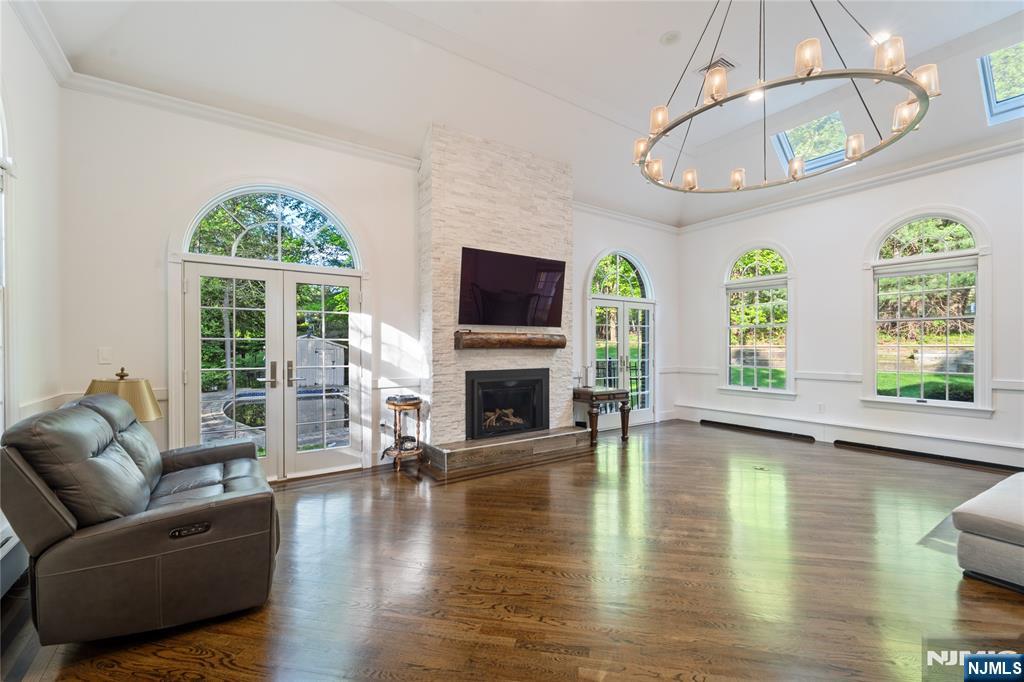 54 Mohawk Avenue