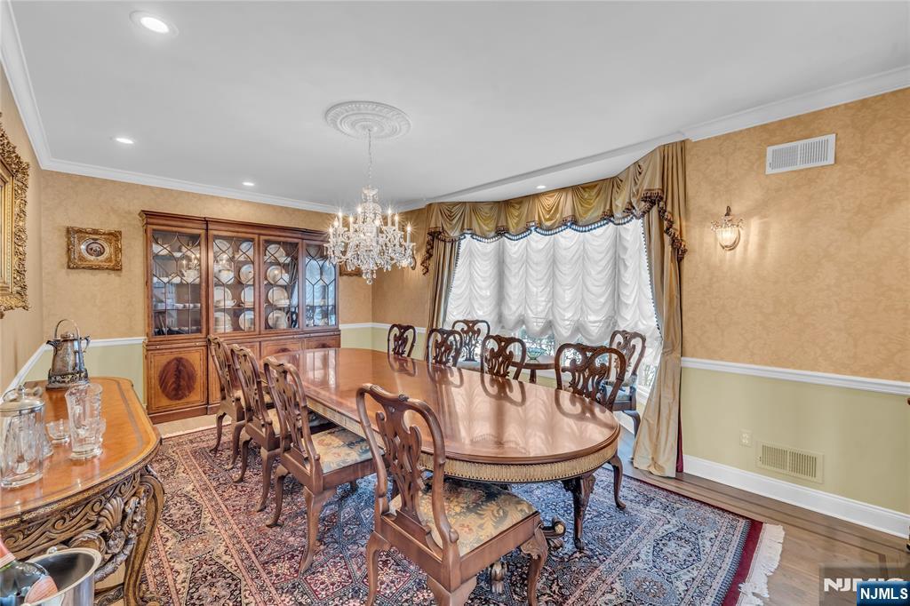 2 Stewart Court