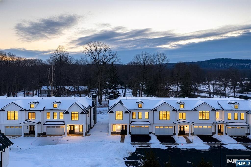 16-18 Paris Avenue 3