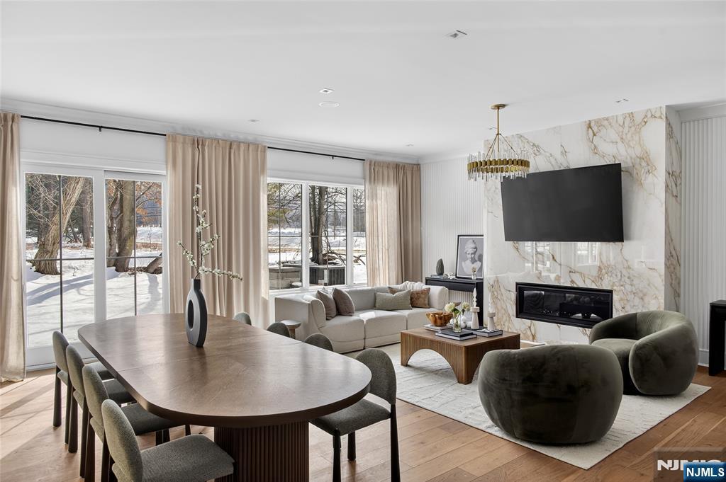 16-18 Paris Avenue 3