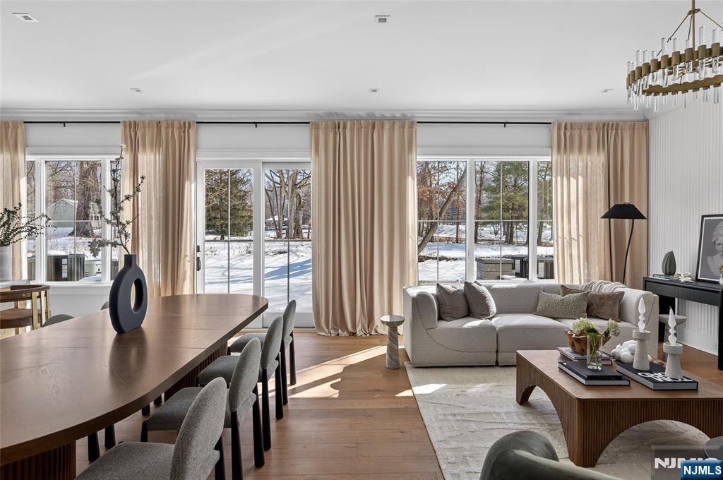 16-18 Paris Avenue 3