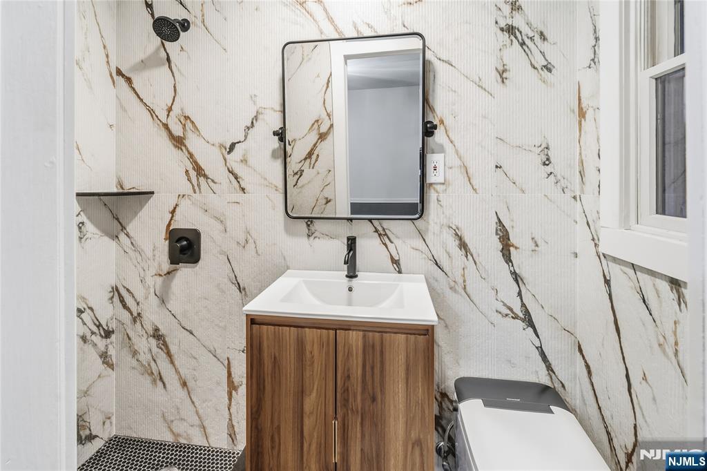 1011 Washington Avenue