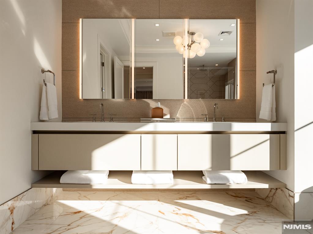 16-18 Paris Avenue 4