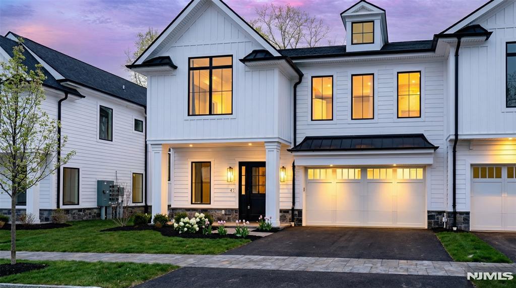 16-18 Paris Avenue 4