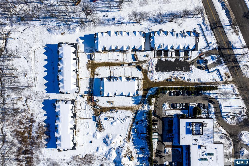 16-18 Paris Avenue 14