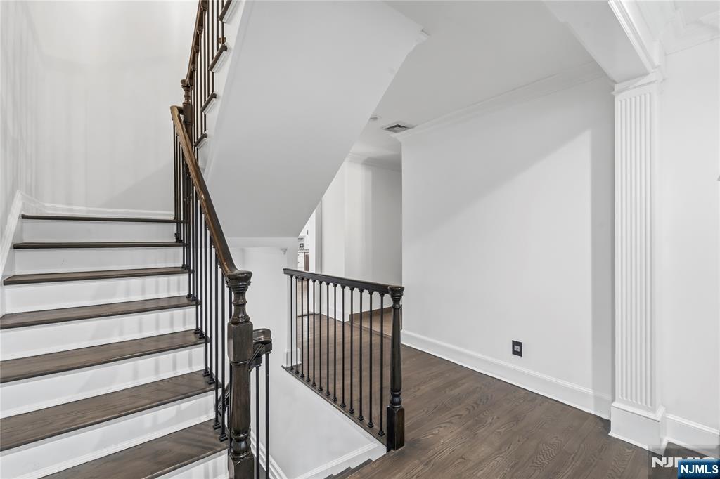99 Ogle Road
