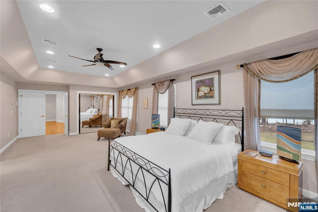 1 Sherwood Court