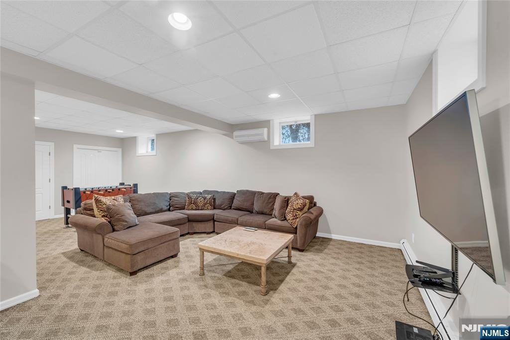1 Sherwood Court