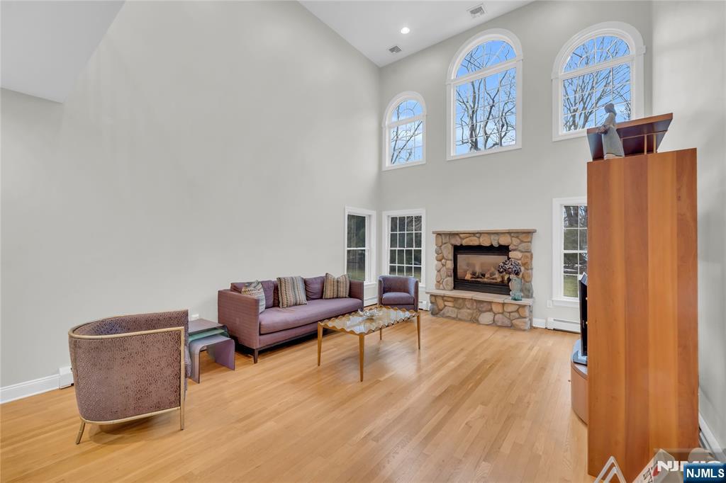 1 Sherwood Court