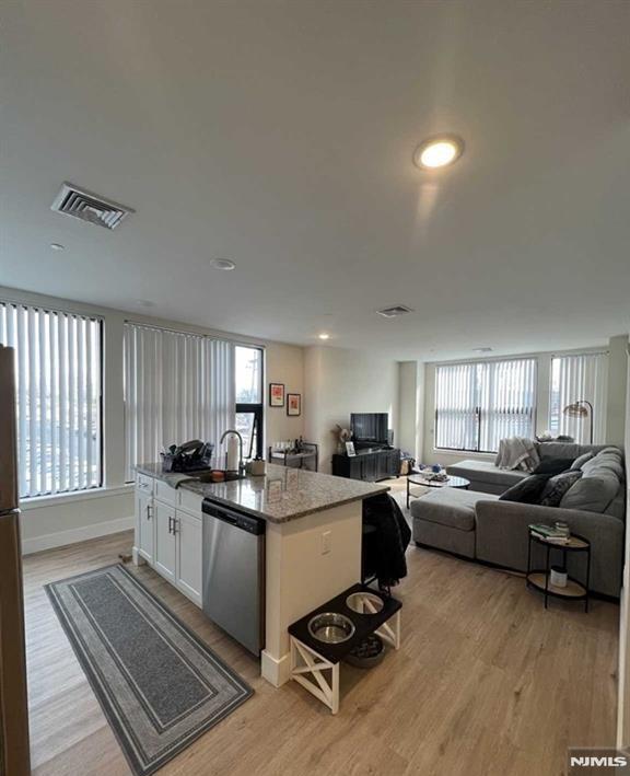 519 Livingston Street 203