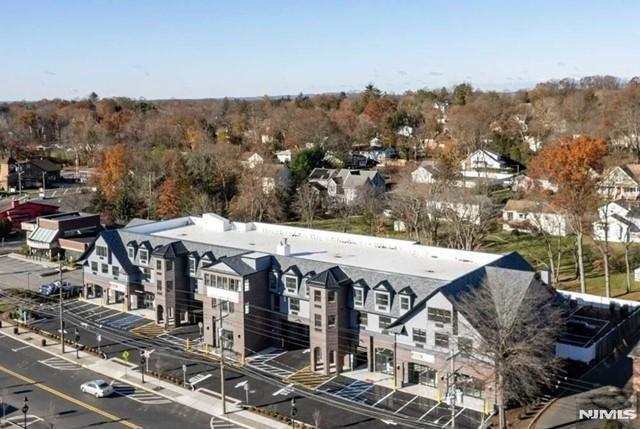455 Livingston Street 210