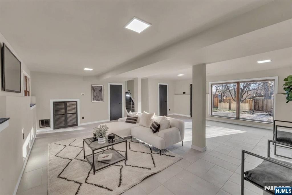 1011 Washington Avenue