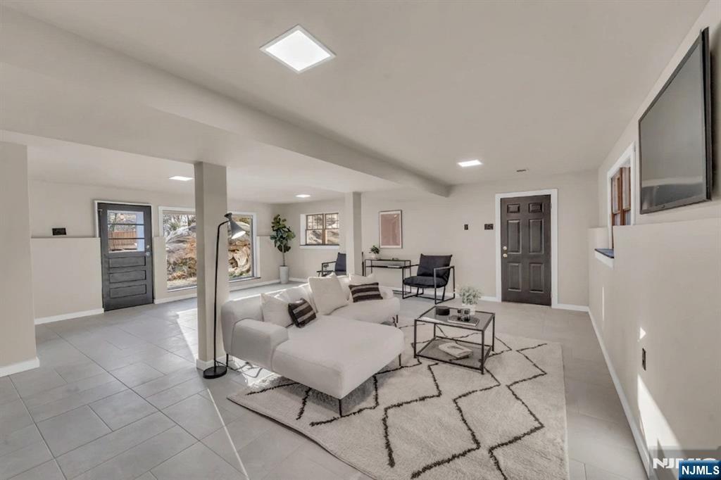 1011 Washington Avenue