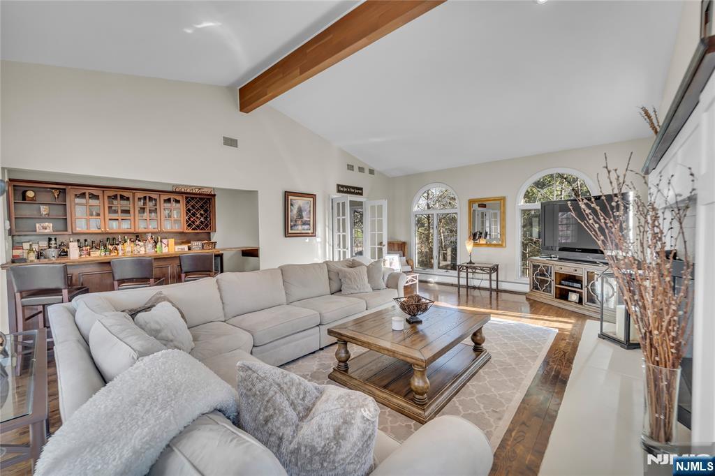 7 Jean Court
