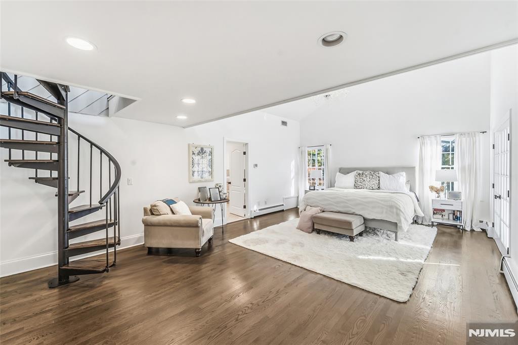 27 Pine Hill Road