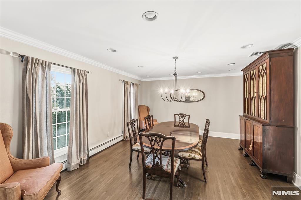 27 Pine Hill Road
