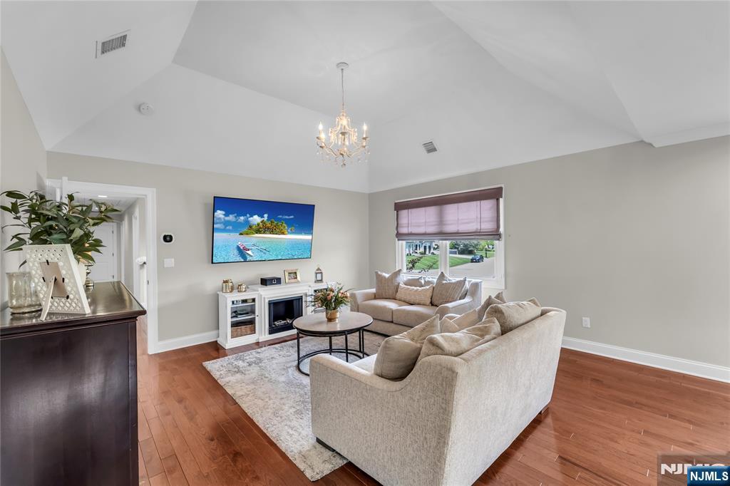 11 Amelia Drive