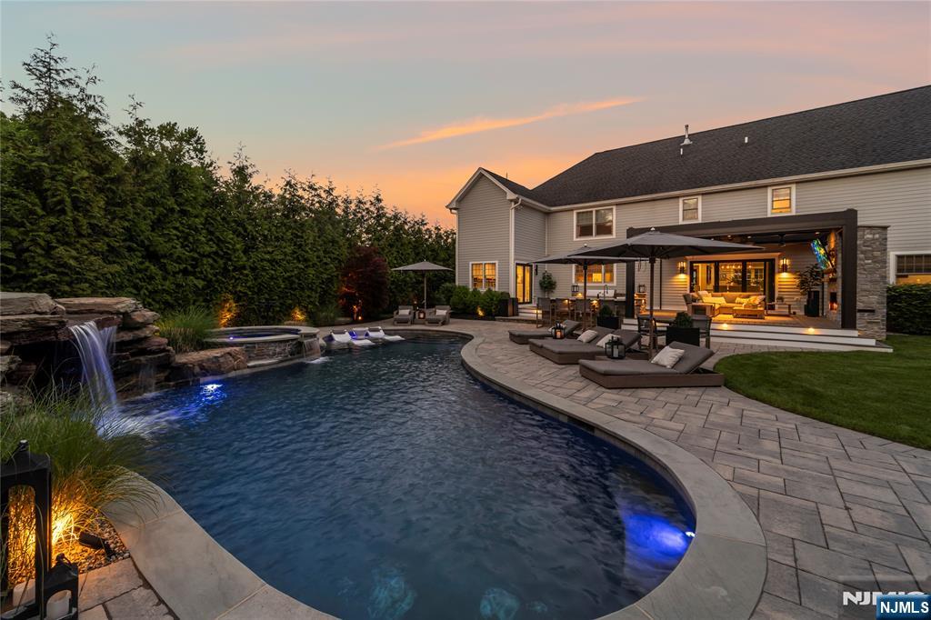 11 Amelia Drive