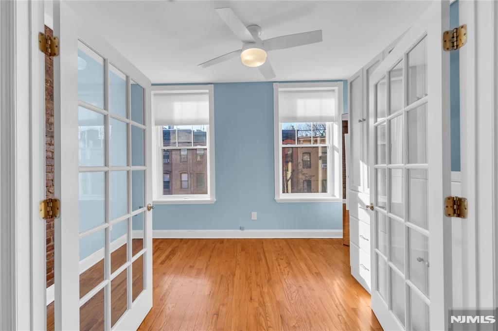 919 Park Avenue 3R