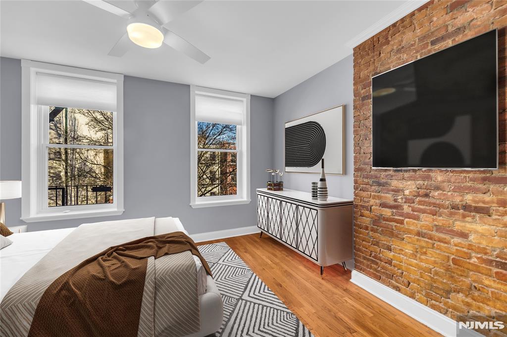 919 Park Avenue 3R