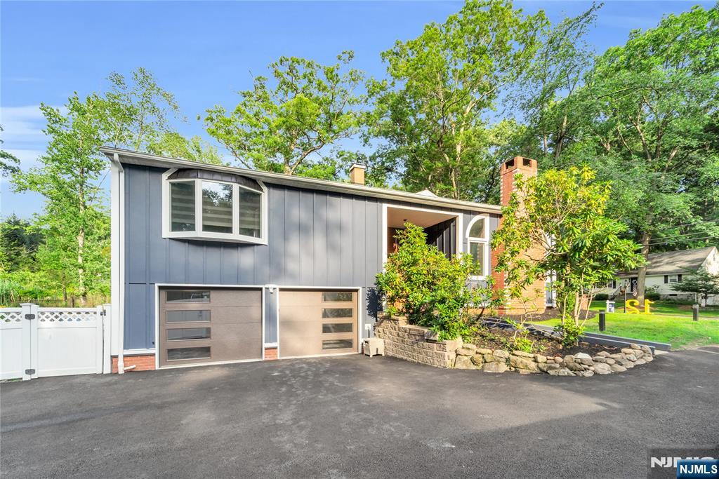 12 Haring Drive