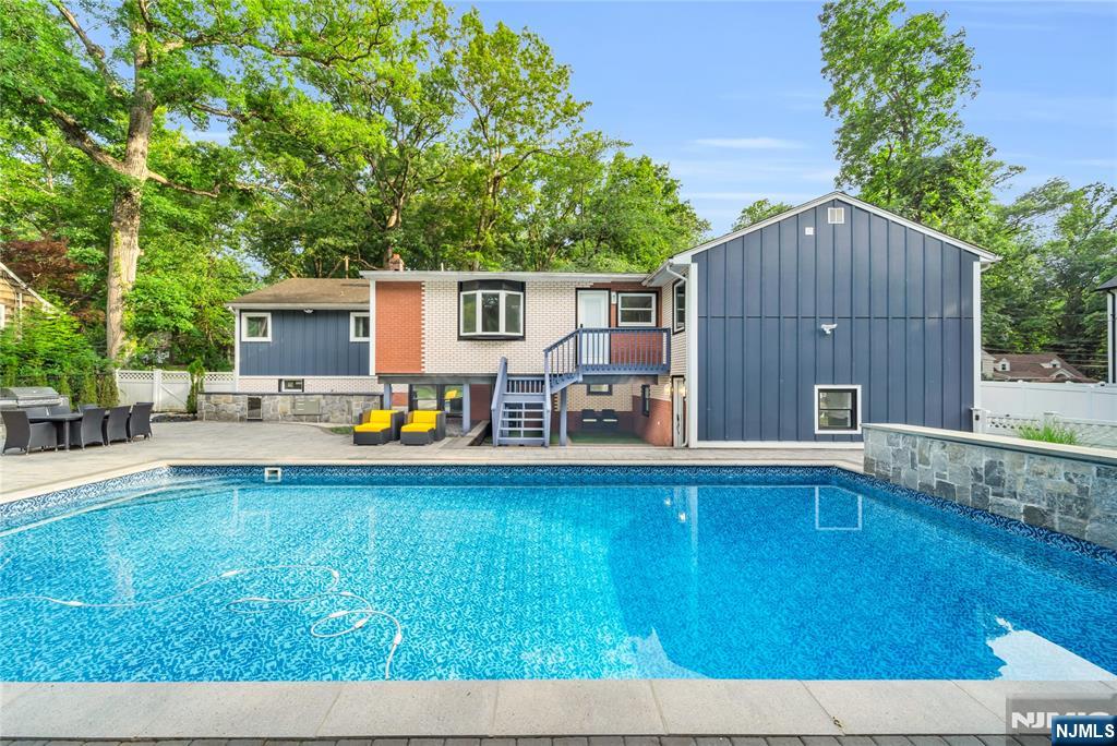 12 Haring Drive