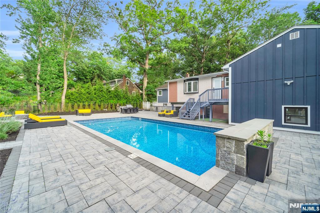 12 Haring Drive