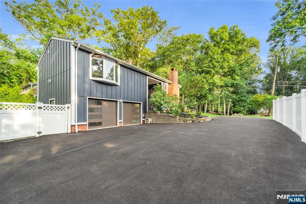 12 Haring Drive