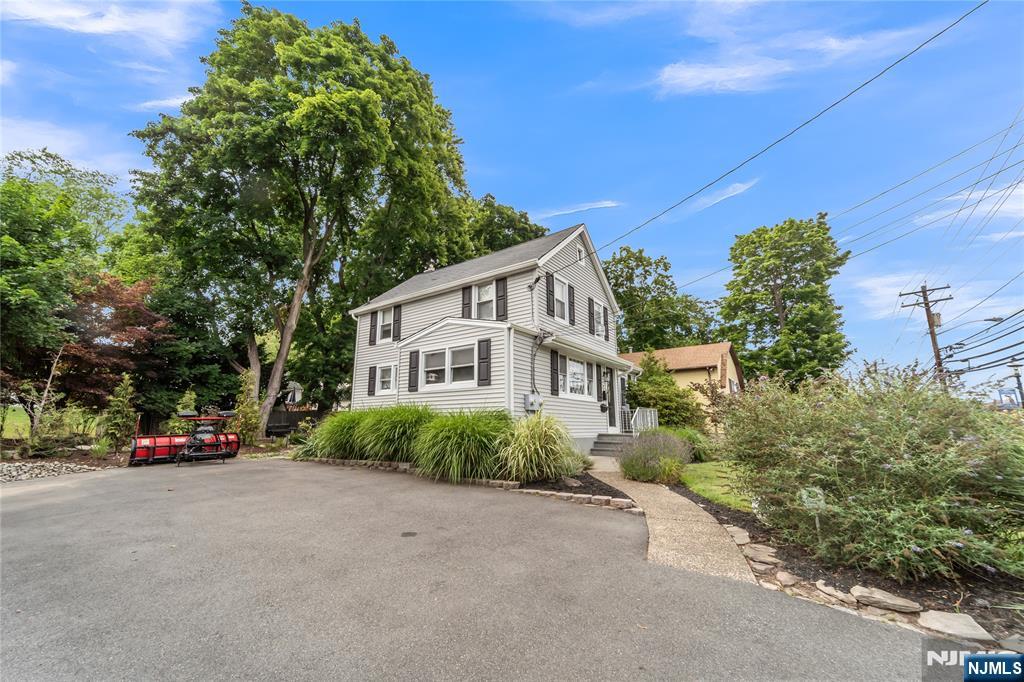 189 Livingston Street
