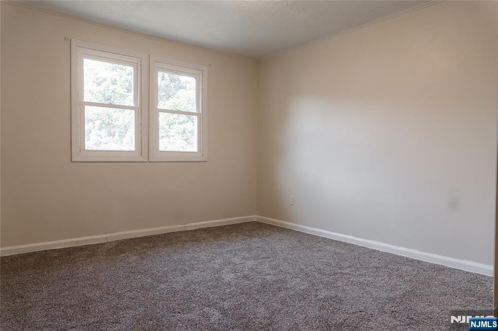 206 1st Street 2L