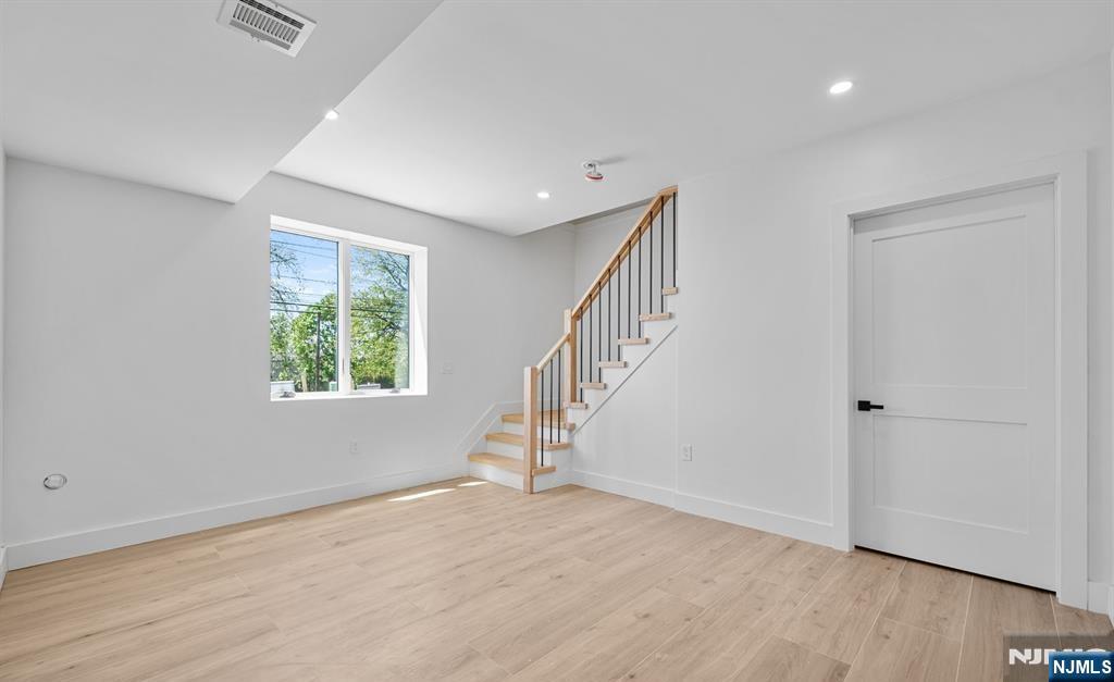 853 Pleasantview Terrace 1