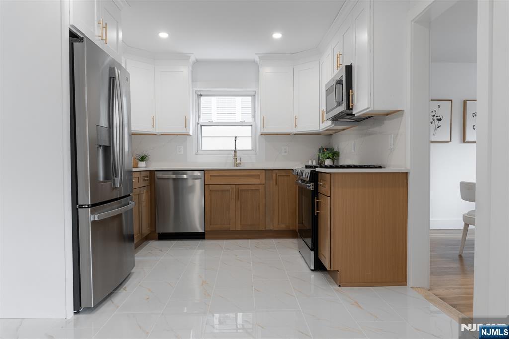 453 8th Street