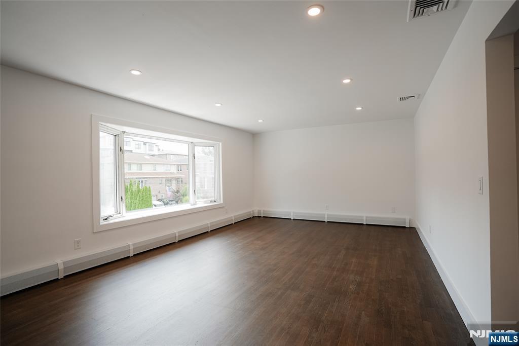 453 8th Street