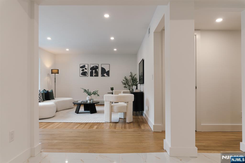 453 8th Street