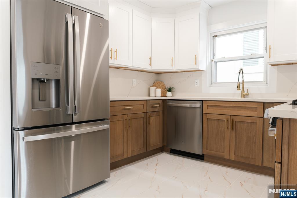 453 8th Street