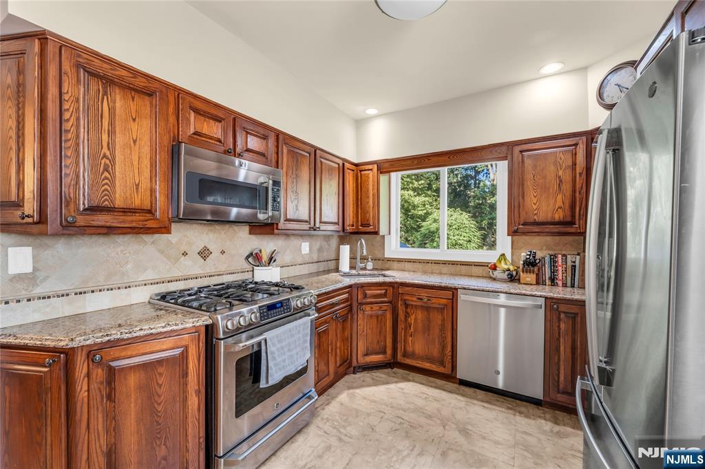 37 Kensington Avenue