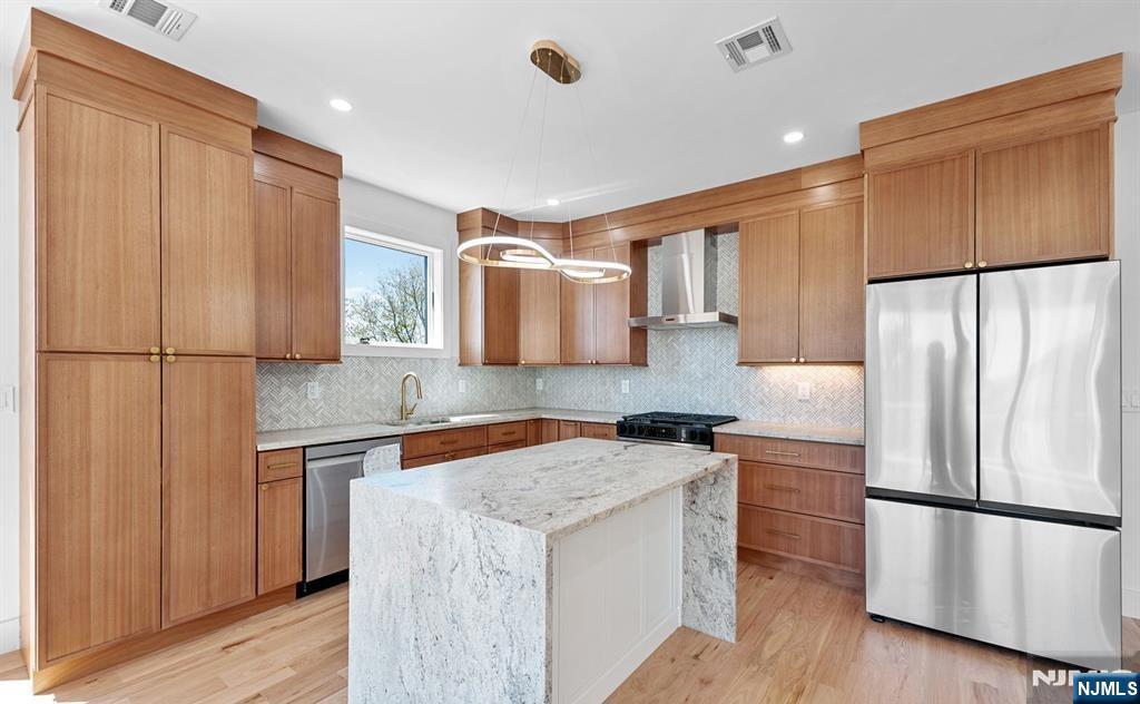 853 Pleasantview Terrace 2