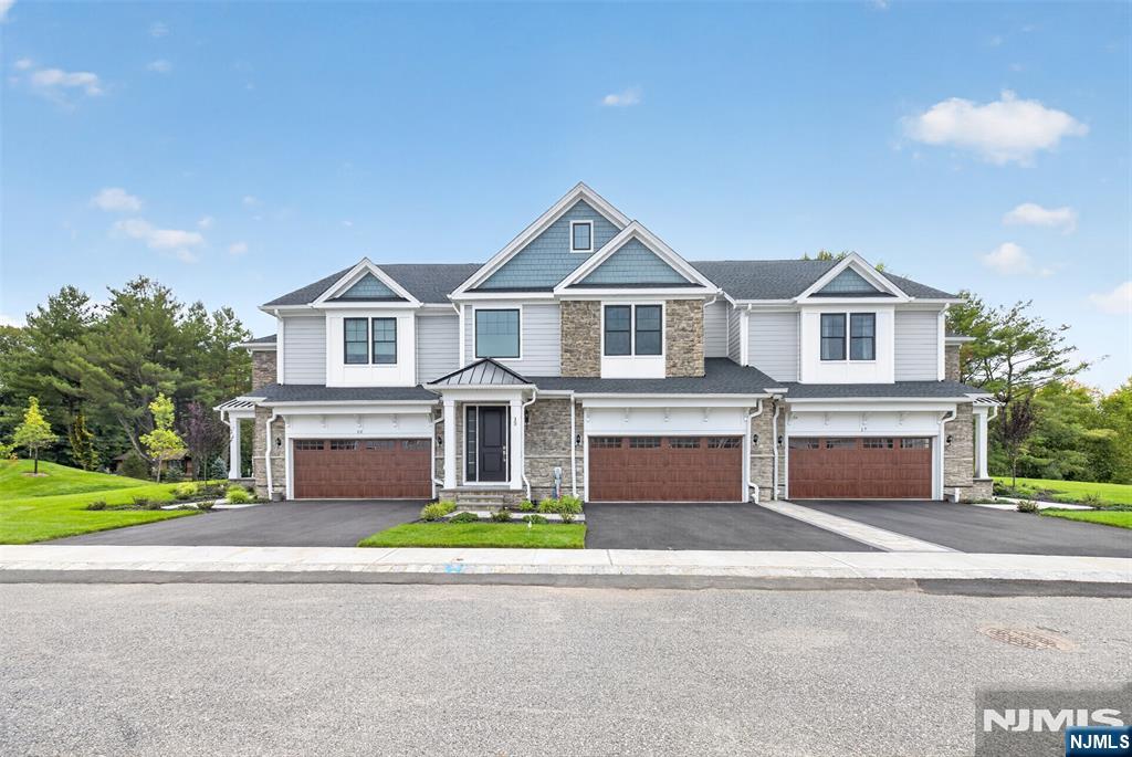 15 Muirfield Lane